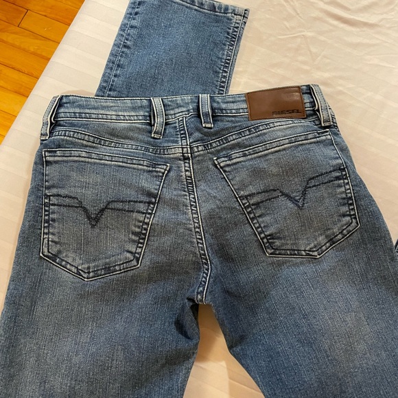 Diesel make youth size/age 11 - Picture 6 of 8